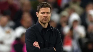 نجم ريال مدريد يطالب برحيل تشابي ألونسو بعد تصاعد التوترات